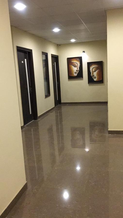 Hôtel De Agya Paradise à Ludhiana Extérieur photo